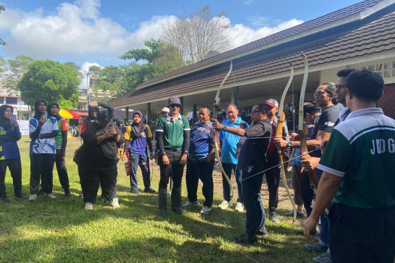 Chiroyli hind ayollarining kokraklari fotosuratlari Gozal qizlarni sikayotgan qariyalar ishtirokidagi porno